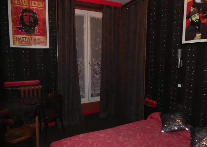 Nazareth Hotel Paris